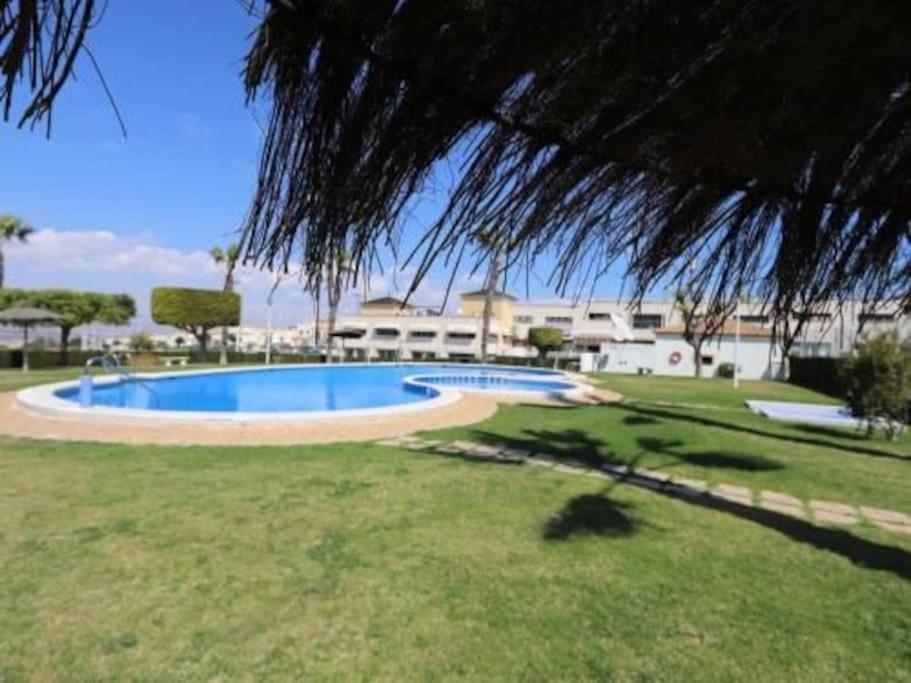 Apartamento Cruz Apartment Santa Pola Ngoại thất bức ảnh