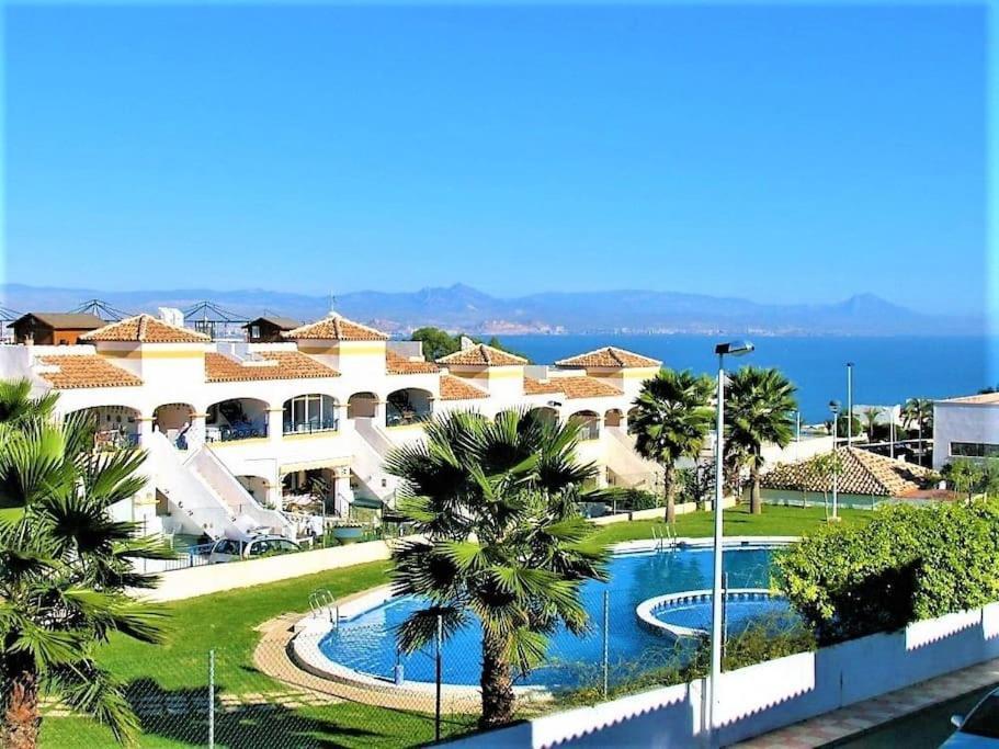 Apartamento Cruz Apartment Santa Pola Ngoại thất bức ảnh